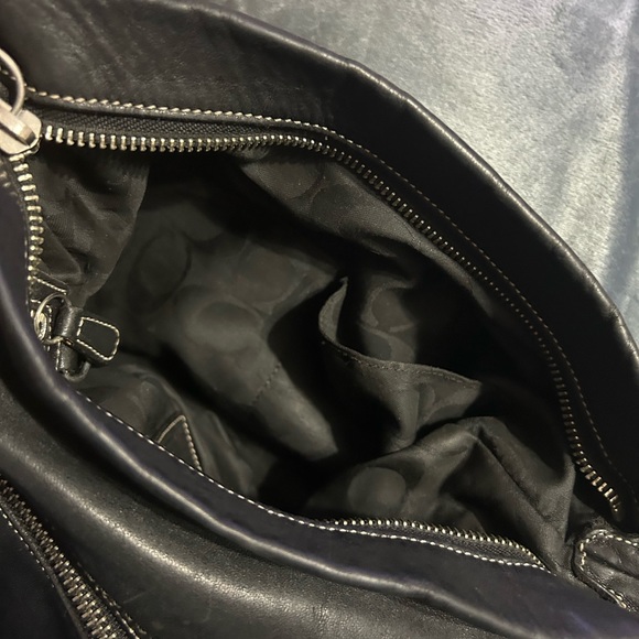 Coach purse - Picture 7 of 9